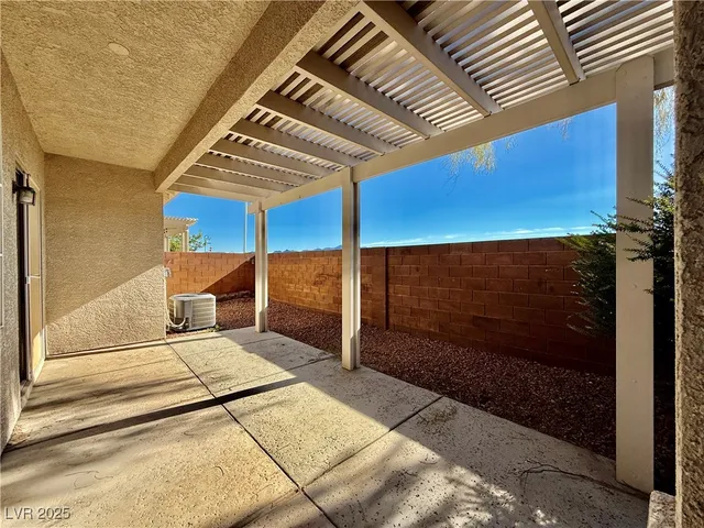 $1,899 | 273 Kyland Cove Avenue, Las Vegas, NV 89123