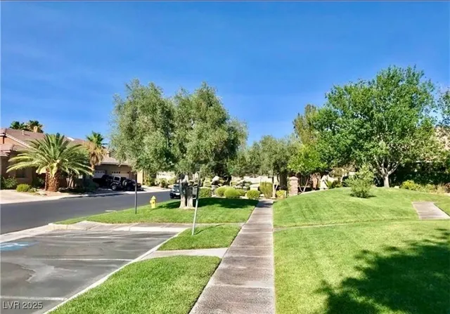 $1,899 | 273 Kyland Cove Avenue, Las Vegas, NV 89123