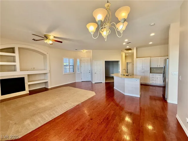 $1,899 | 273 Kyland Cove Avenue, Las Vegas, NV 89123