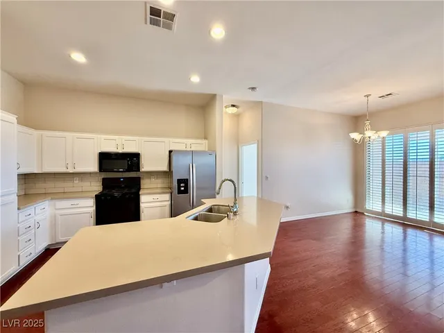 $1,899 | 273 Kyland Cove Avenue, Las Vegas, NV 89123