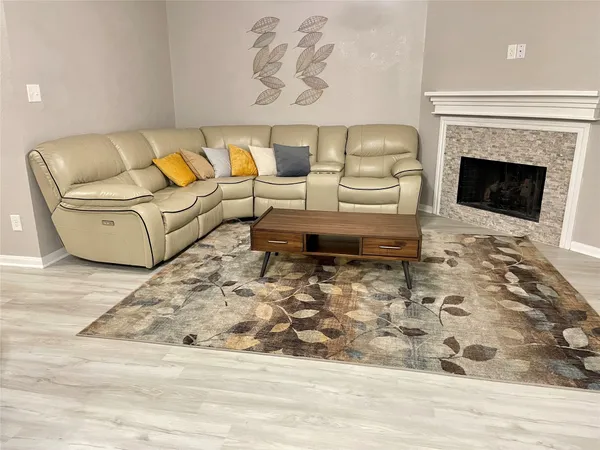 $2,300 | 21439 Veneto Hills Court, Katy, TX 77449