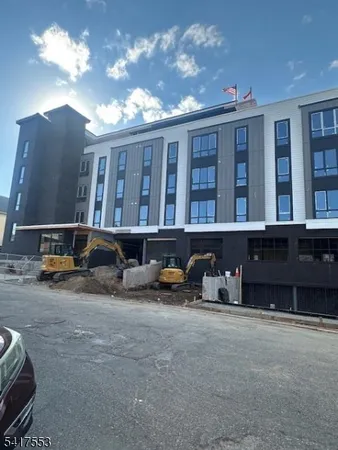 $2,700 | 50 East 23rd Street, Unit 407, Paterson, NJ 07514