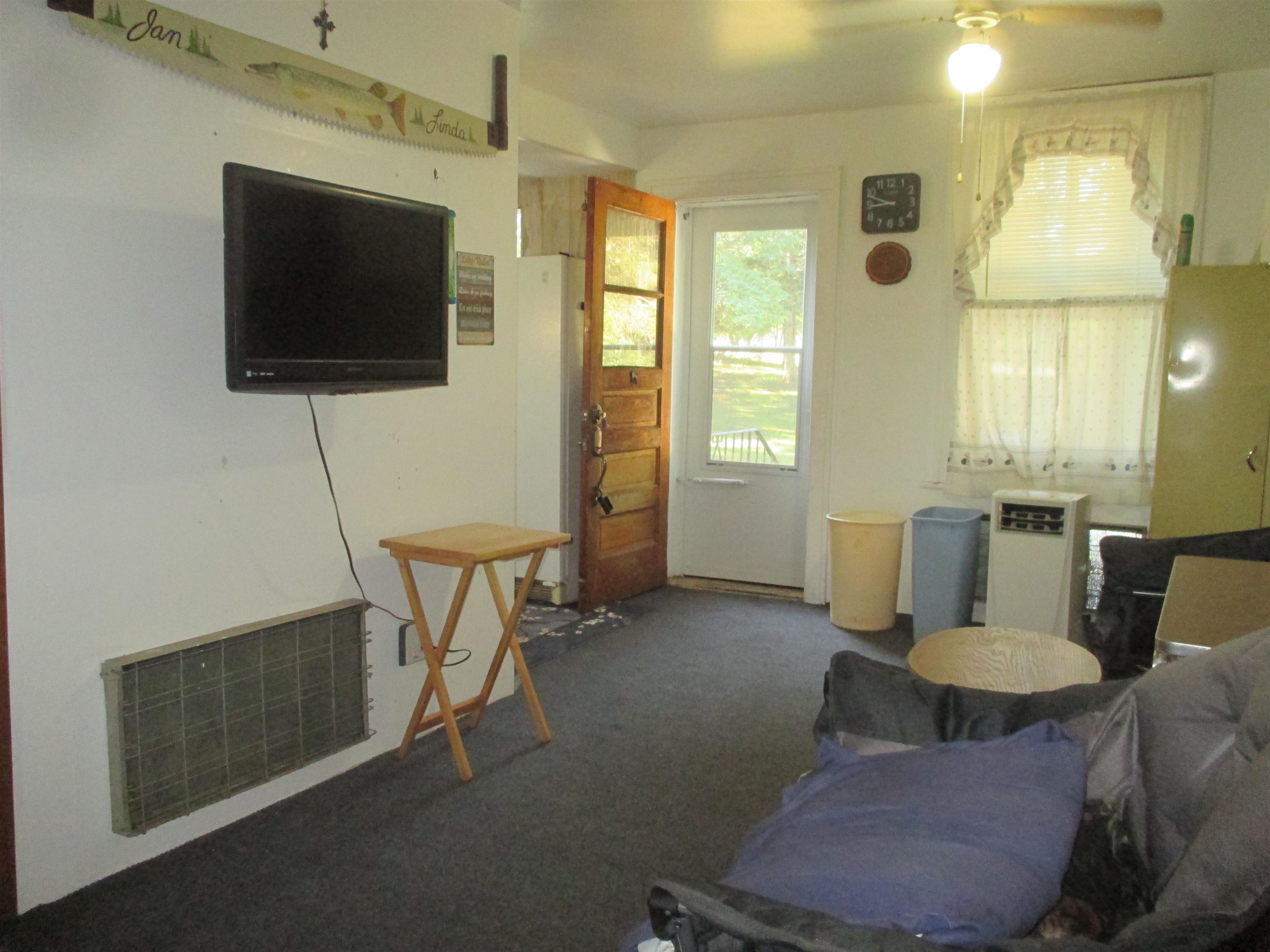 181 West Water Street Montello, WI 53949 - Photo 11 of 41