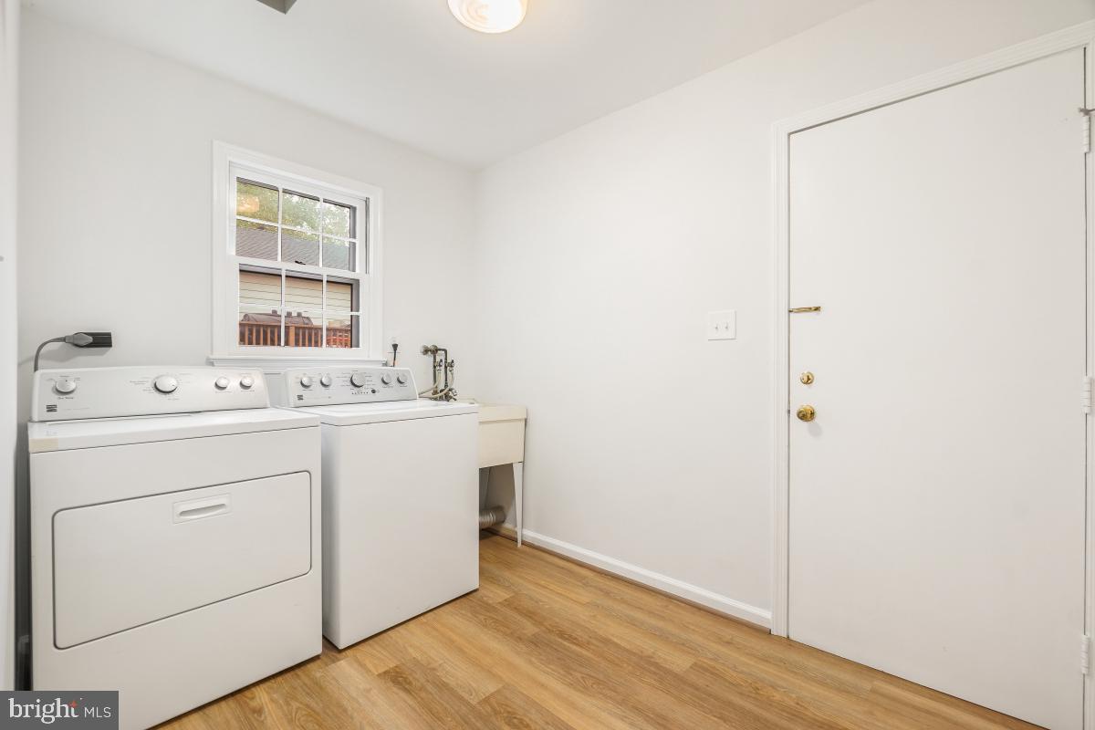 9126 Friars Road Bethesda, MD 20817 - Photo 18 of 32 Mud Room