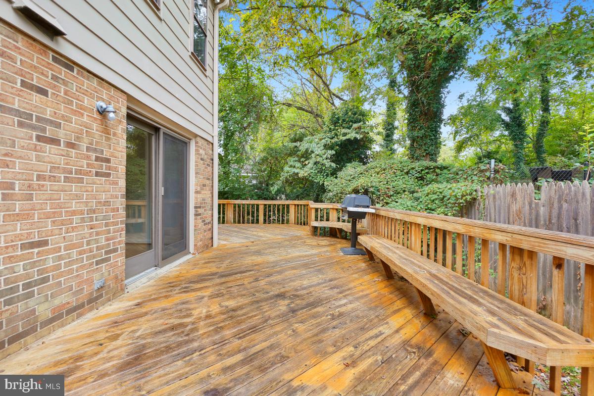 9126 Friars Road Bethesda, MD 20817 - Photo 29 of 32 Deck