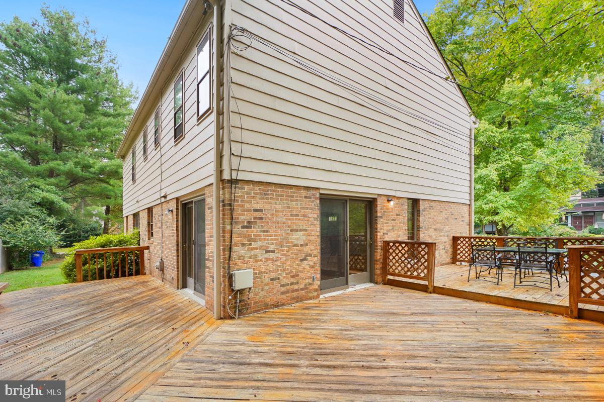 9126 Friars Road Bethesda, MD 20817 - Photo 30 of 32 Wrap around deck