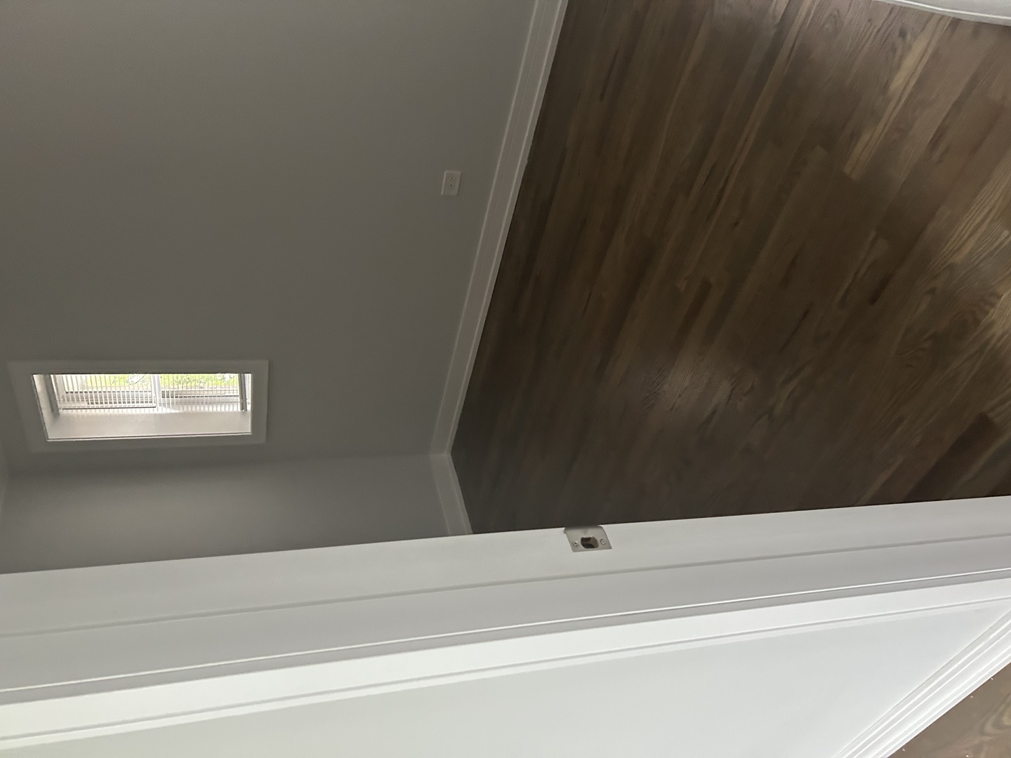 3839 West 14th Street, Unit 1 Chicago, IL 60623 - Photo 9 of 10 a bathroom with a bathtub