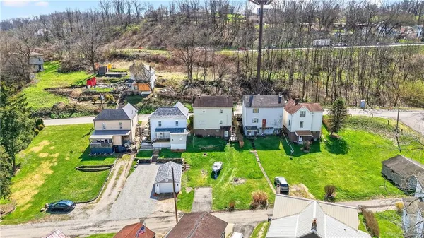 $150,000 | 220 Elm Street, Canonsburg, PA 15317