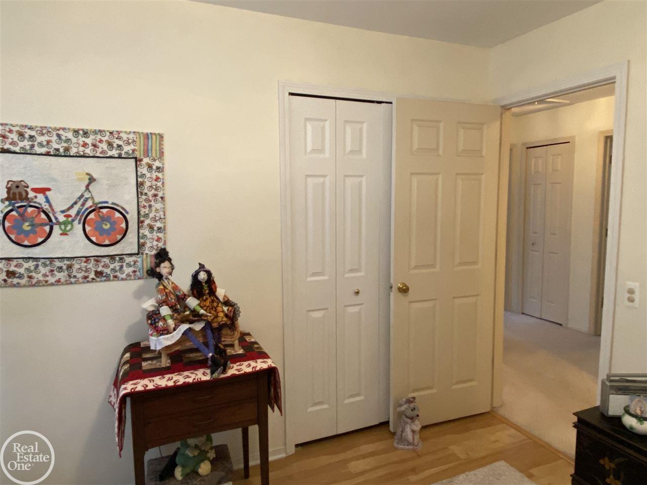 479 Bolinger Street Rochester Hills, MI 48307 - Photo 23 of 37