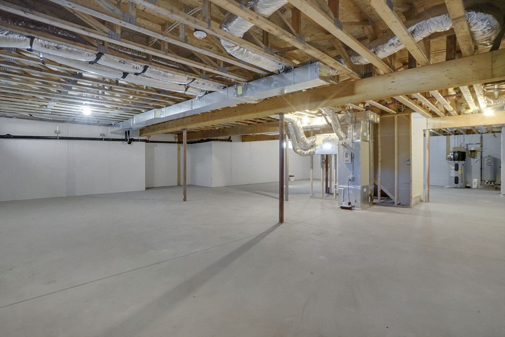 308 North Liberty Street Belchertown, MA 01007 - Photo 35 of 42