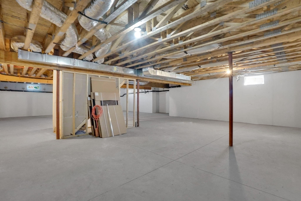 308 North Liberty Street Belchertown, MA 01007 - Photo 38 of 42