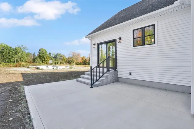 a view of outdoor space with city view