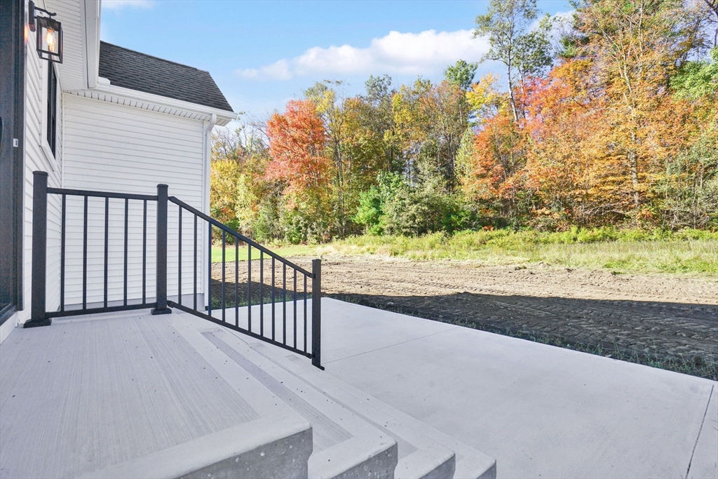 308 North Liberty Street Belchertown, MA 01007 - Photo 5 of 42