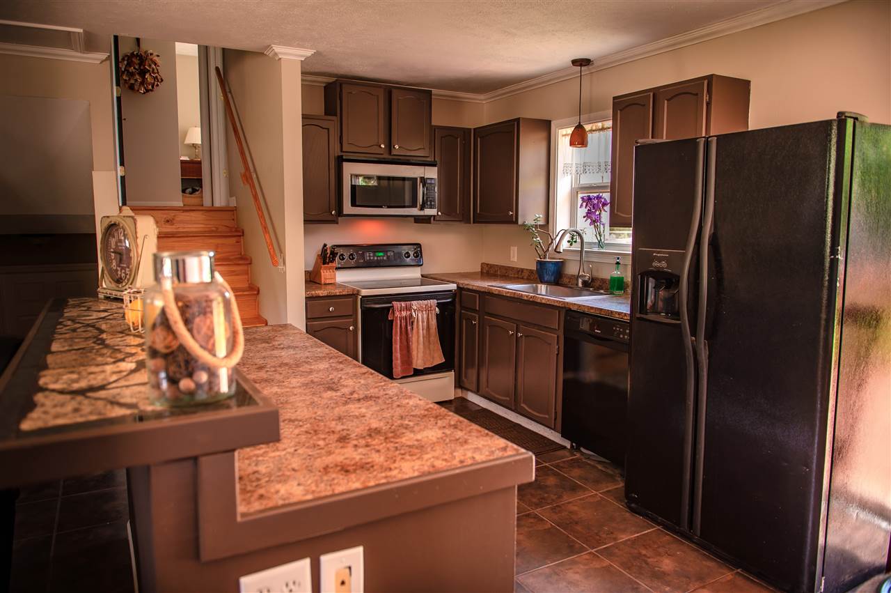11317 Cedar Run Road Traverse City, MI 49684 - Photo 12 of 30 1863129-11.JPG