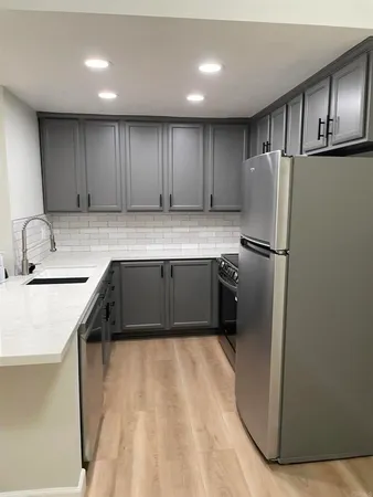 $2,800 | 432 Edgehill Lane, Unit 177, Oceanside, CA 92054