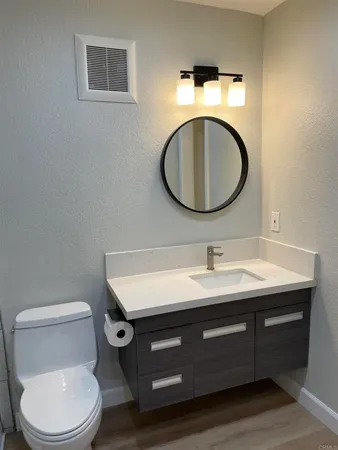 $2,800 | 432 Edgehill Lane, Unit 177, Oceanside, CA 92054
