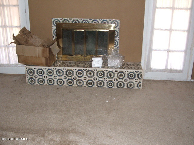 912 South Cody Loop Road Oracle, AZ 85623 - Photo 4 of 9
