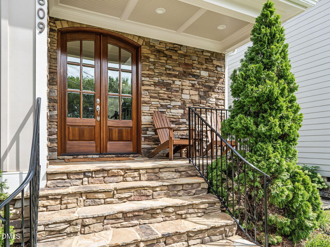 609 New Road Raleigh, NC 27608 - Photo 4 of 54 004-1280x960-front-porch
