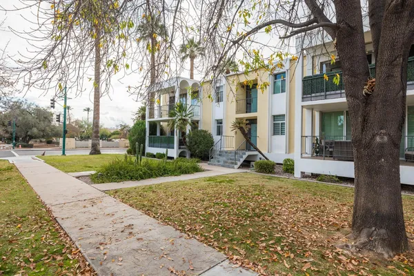 $2,900 | 6502 North Central Avenue, Unit A103, Phoenix, AZ 85012