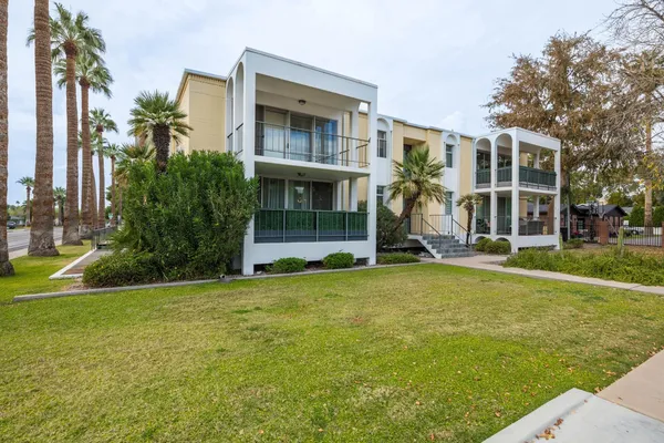$2,900 | 6502 North Central Avenue, Unit A103, Phoenix, AZ 85012