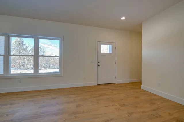 $469,900 | 37 Rockwood Estates, Windsor, ME 04363