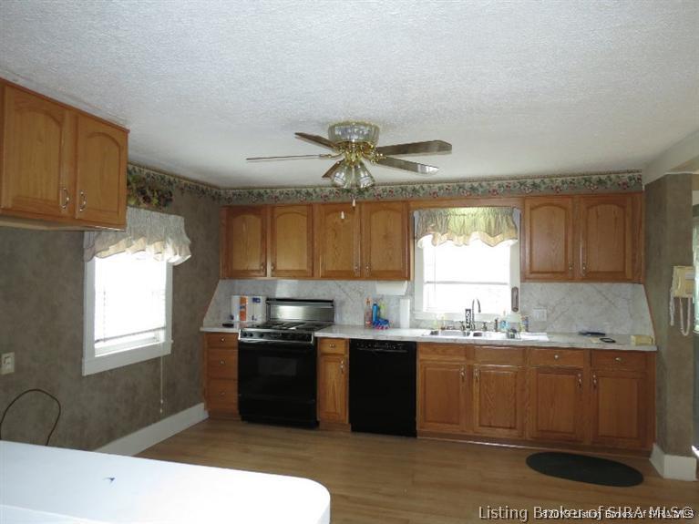 3378 Freiberger Road Floyds Knobs, IN 47119 - Photo 8 of 26 Gallery Image 8