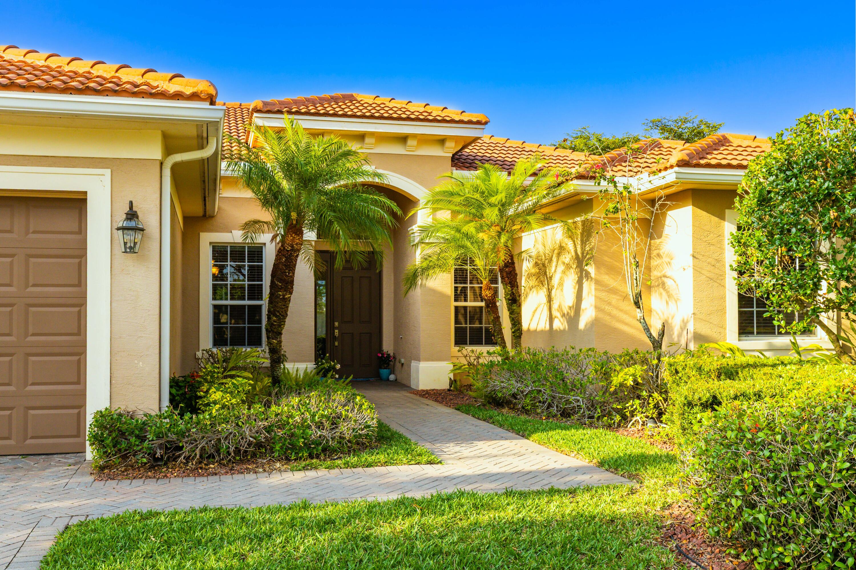 155 Southeast Ethan Terrace Stuart, FL 34997 - Photo 14 of 53 155 SE Ethan Terrace-MLS-13