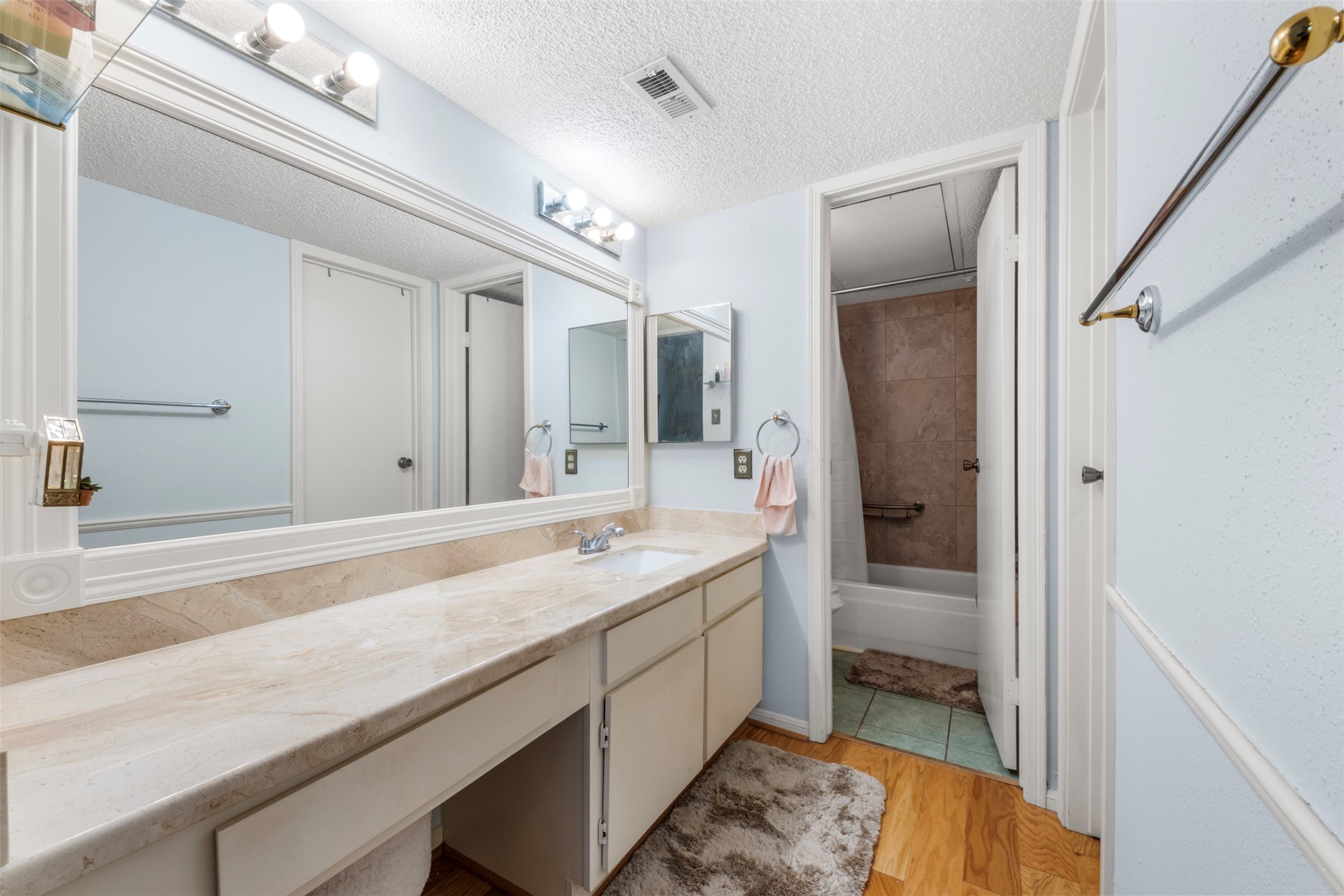 1515 Sandy Springs Road, Unit 3404 Houston, TX 77042 - Photo 15 of 20