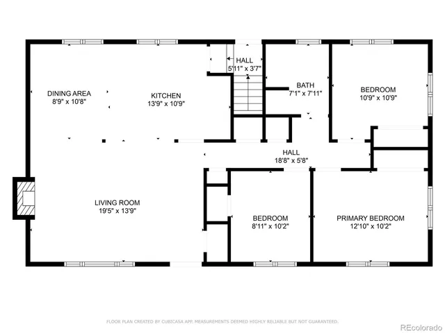 a picture of a bathroom with a sink