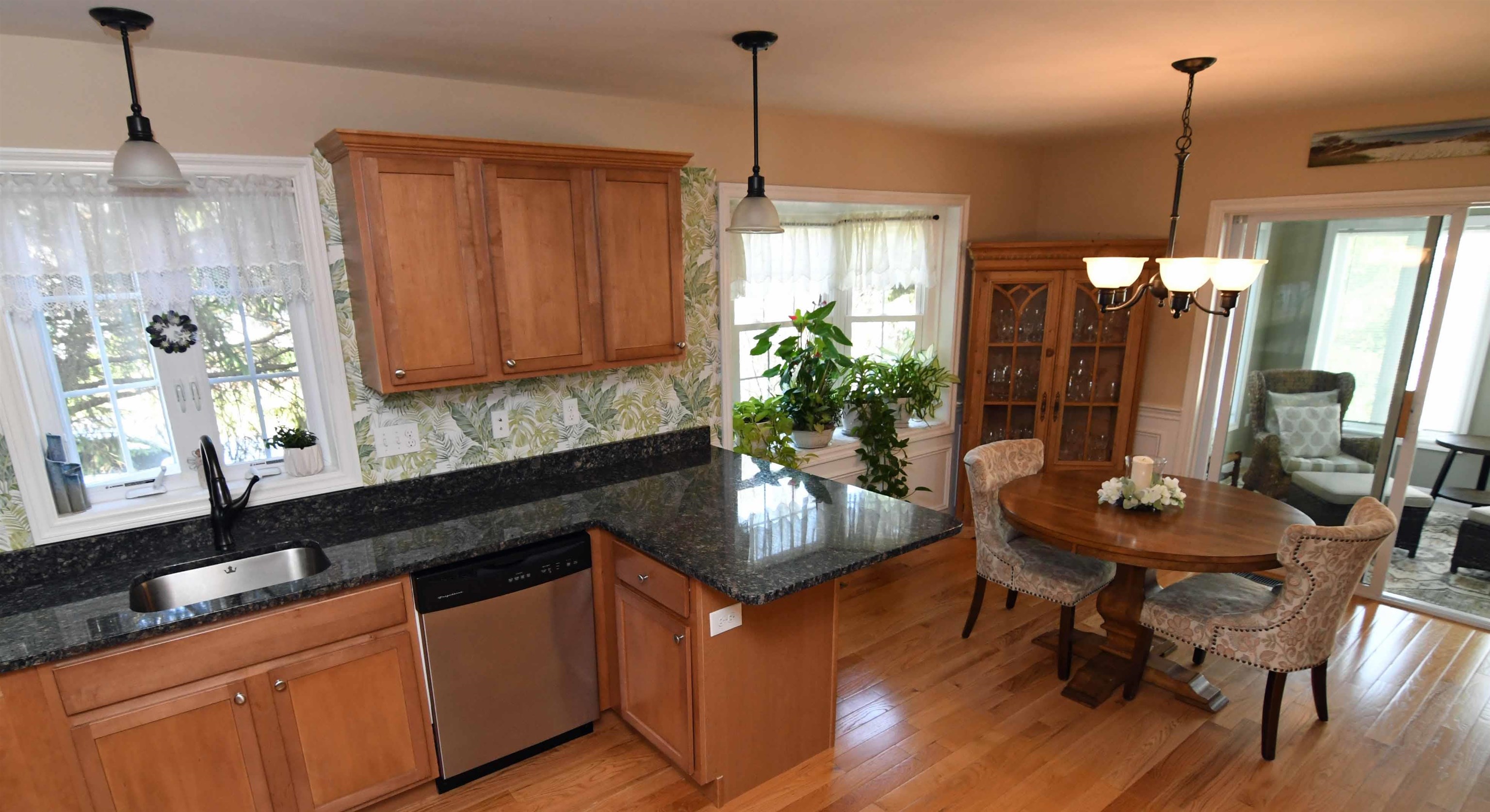 2 Locksley Lane Raymond, NH 03077 - Photo 15 of 35