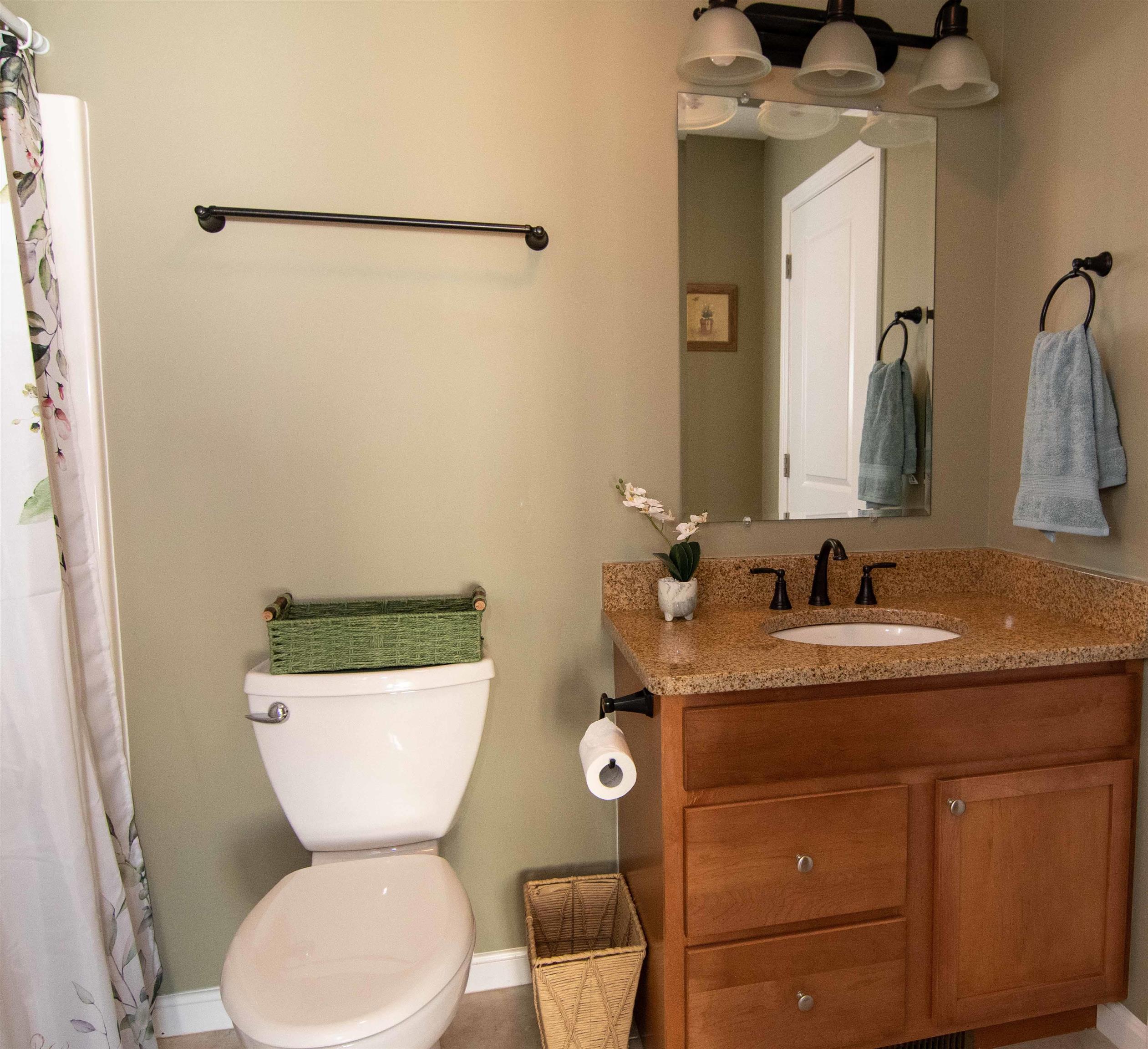 2 Locksley Lane Raymond, NH 03077 - Photo 30 of 35