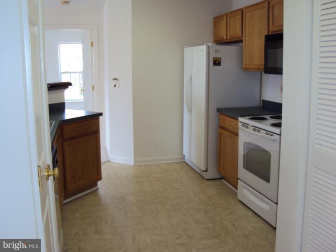 9604 Haven Farm Road, Unit 9604E Perry Hall, MD 21128 - Photo 6 of 16 Kitchen