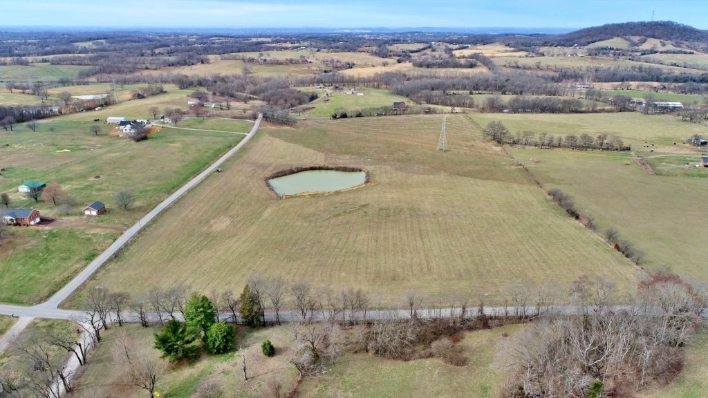 4 Walnut Grove Road Hartsville, TN 37074 - Photo 1 of 9 Gallery Image 1