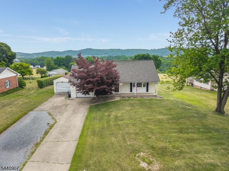 29 Stewartsville Road Stewartsville, NJ 08886 - Photo 34 of 38