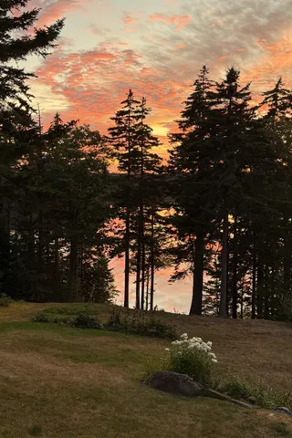 $1,095,000 | 28 Orne Lane, Cushing, ME 04563