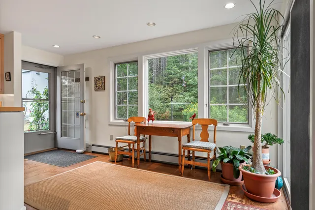 $1,095,000 | 28 Orne Lane, Cushing, ME 04563