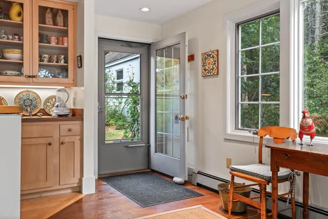 $1,095,000 | 28 Orne Lane, Cushing, ME 04563