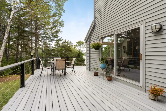 $1,095,000 | 28 Orne Lane, Cushing, ME 04563
