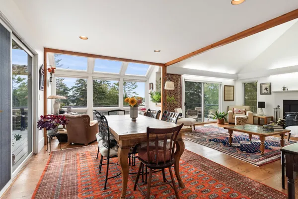 $1,095,000 | 28 Orne Lane, Cushing, ME 04563