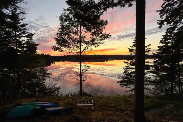 $1,095,000 | 28 Orne Lane, Cushing, ME 04563