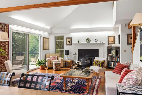 $1,095,000 | 28 Orne Lane, Cushing, ME 04563