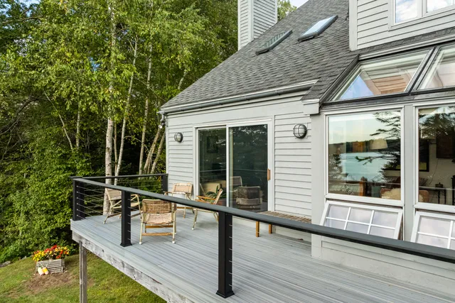 $1,095,000 | 28 Orne Lane, Cushing, ME 04563