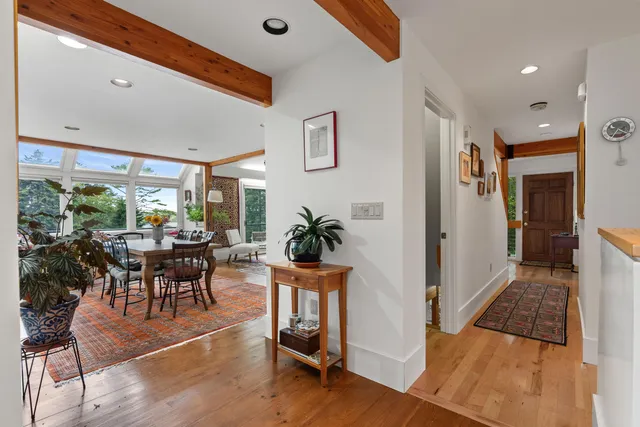 $1,095,000 | 28 Orne Lane, Cushing, ME 04563