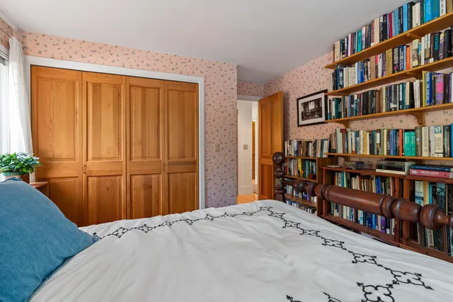 $1,095,000 | 28 Orne Lane, Cushing, ME 04563