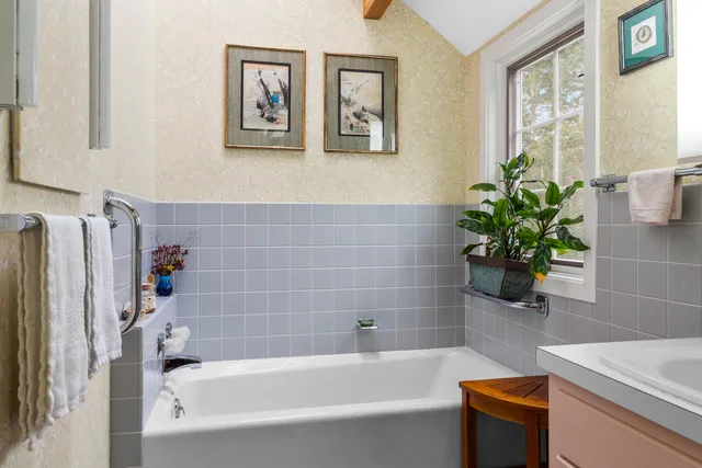 $1,095,000 | 28 Orne Lane, Cushing, ME 04563