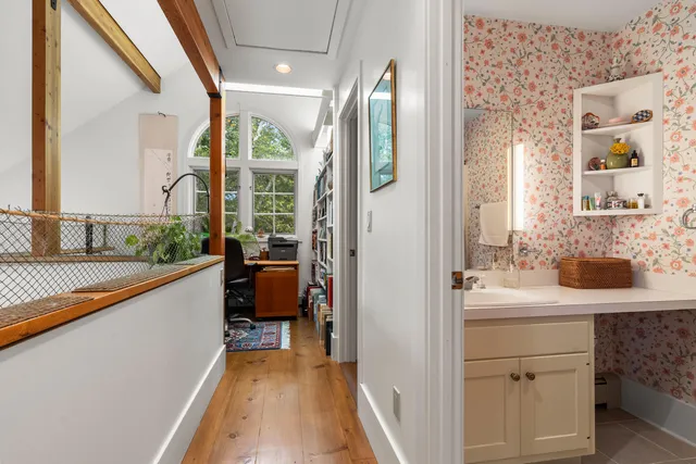 $1,095,000 | 28 Orne Lane, Cushing, ME 04563