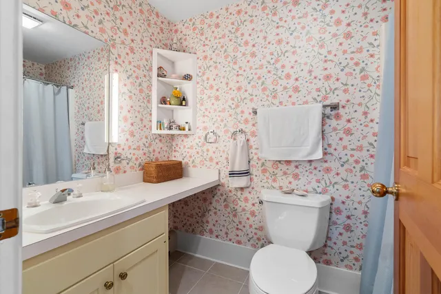 $1,095,000 | 28 Orne Lane, Cushing, ME 04563