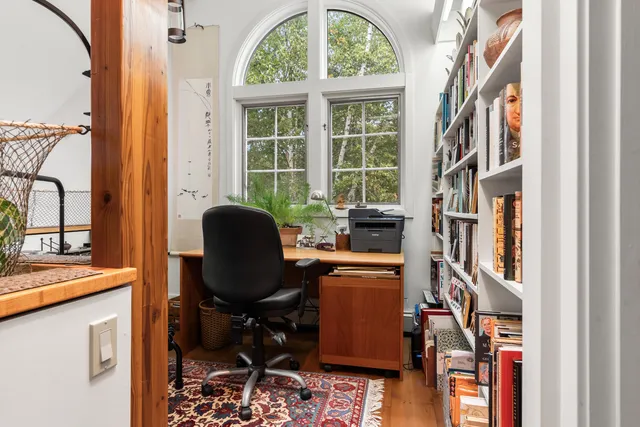 $1,095,000 | 28 Orne Lane, Cushing, ME 04563