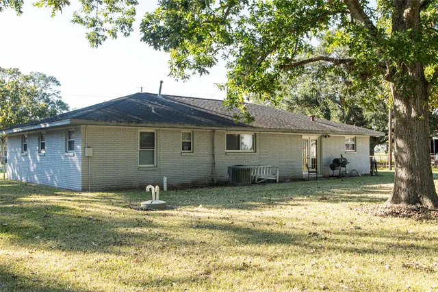 a view of a house with a swimming pool