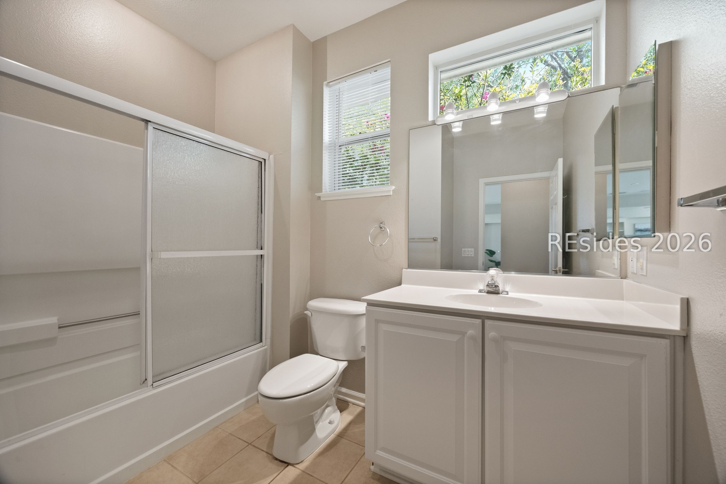 149 Hampton Circle Bluffton, SC 29909 - Photo 17 of 27 Guest Bathroom